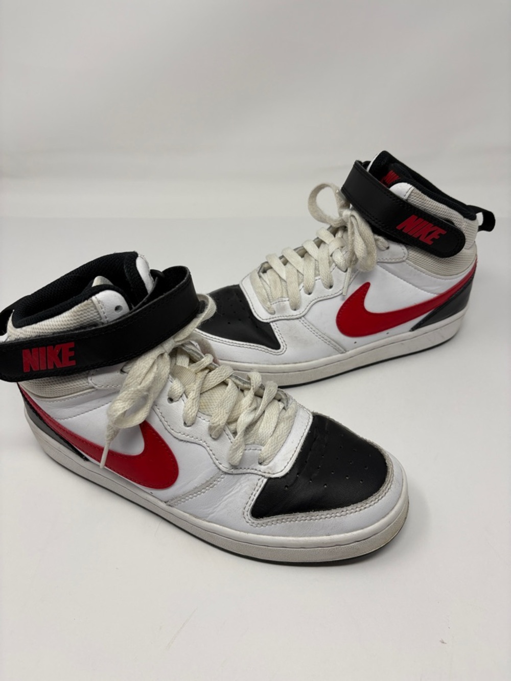 Nike: Court Borough Mid 2 Sneakers Shoes, Size 5Y